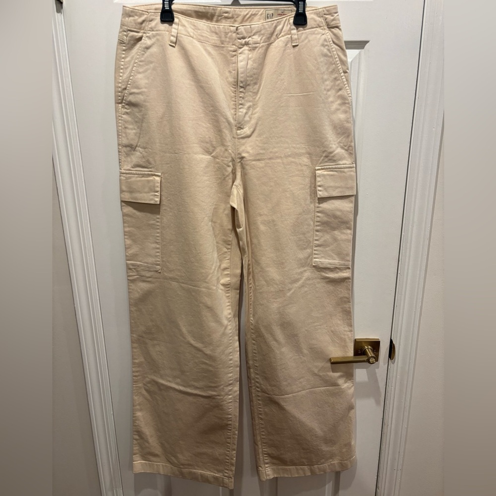 GAP Cream Cargo Tall Jean Pants